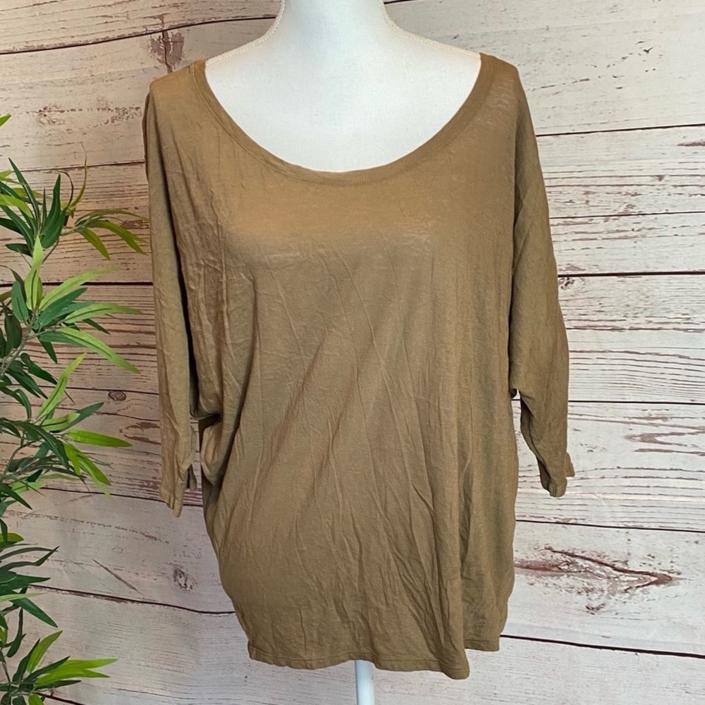 Vince Tan 3/4th Dolman Sleeve Scoop Neck Shirt